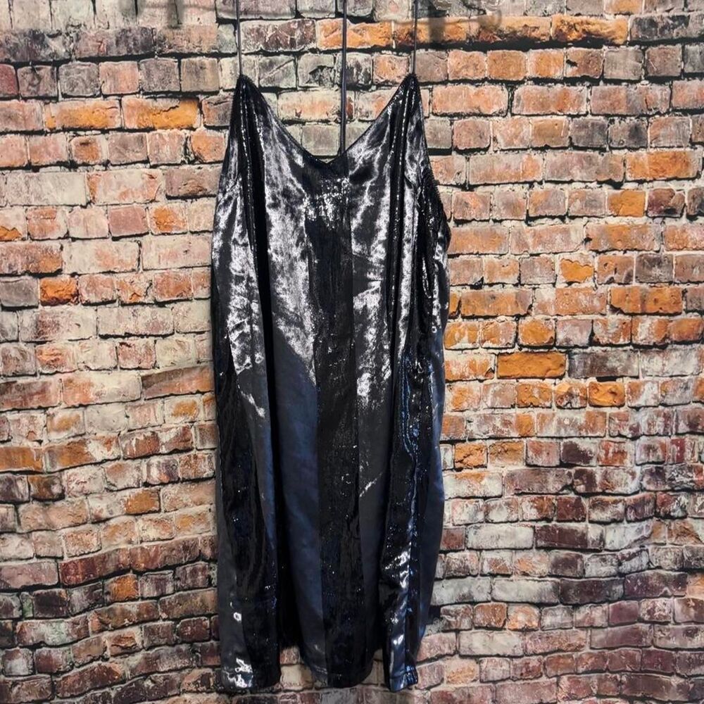 Lumiere Women's Black and Silver Dress
